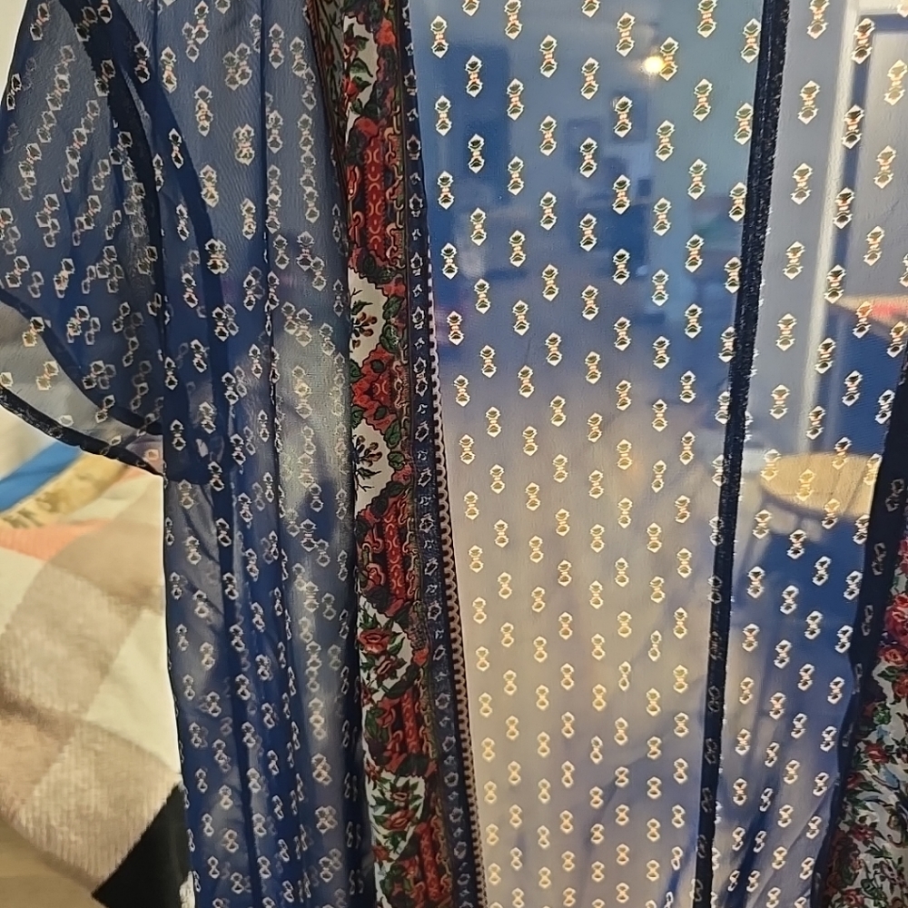 Womens L Petticoat Alley sheer duster